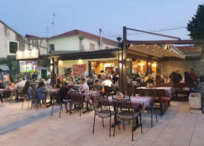 Mobile Homes Royal R * ביוגראד נה מורו