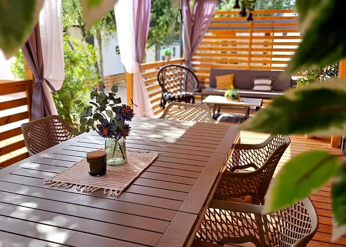 Mobile Homes Royal R דירה ביוגראד נה מורו